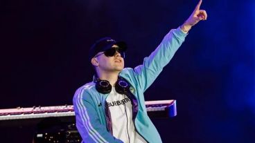 La actriz Florence Pugh y el periodista brasileño René Silva, son otros de los nombres que aparecen en la destacada lista.