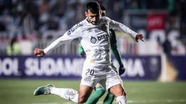 En su anterior cruce, Santos y Audax empataron sin goles en Brasil.