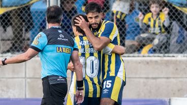 Facundo Mallo anotó uno de los tantos en la victoria Canalla.