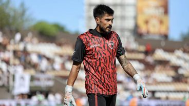 Lucas Hoyos es una pieza clave en el Newell's de Heinze