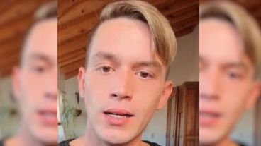 "Fue como si me hubiesen dado una patada en la cabeza. Pero no una patada normal. Una patada de destrucción", dijo Jey.