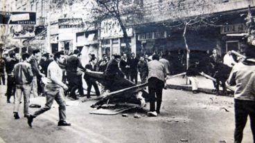 Movimiento de huelgas, marchas y movilizaciones impulsados por estudiantes y trabajadores.