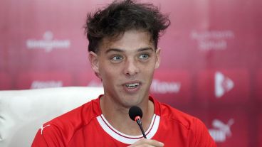 El influencer lanzó la colecta para recaudar los 8.800 millones de pesos que se necesitan para cubrir las deudas de Independiente.