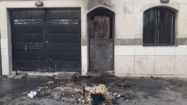 Así quedó el frente atacado.