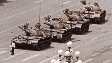 "El hombre del tanque de Tiananmen", la foto que recorrió el mundo y puso en evidencia el conflicto.