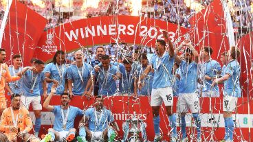 La FA Cup continúa con Arsenal (14) como máximo ganador, seguido de Manchester United (12), Chelsea, Liverpool y Tottenham (8), Aston Villa y Manchester City (7).