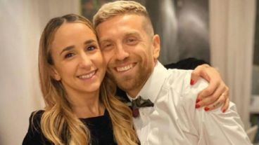 Dejó de seguir a Jorgelina Cardoso, esposa de Fideo, y a Camila Galante, esposa de Paredes. 