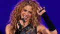Shakira fue a ver Lewis Hamilton y estallaron los rumores de romance