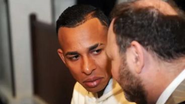 Un días después del hecho, el colombiano se comunicó con ella y le ofreció dinero a cambio de que la víctima no realizara la denuncia. 