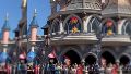 Protesta de trabajadores en Euro Disney: tomaron el castillo de la Bella Durmiente