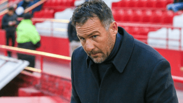 Instituto presentó nuevo entrenador, luego de que Lucas Bovaglio.