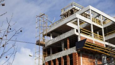 El indicador sintético de la actividad de la construcción (Isac) subió 1,2% interanual en marzo.