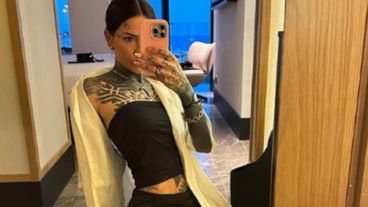 Tras el romance fugaz con Santiago Urrutia, Cande volvió a apostar al amor con el rosarino.