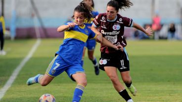 Las Gladiadoras xeneizes perdieron un partido clave ante UAI Urquiza y quedaron igualadas.