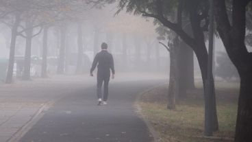 El invierno empezó con mucha neblina, frío y humedad en la ciudad.