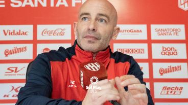 Méndez deja Unión luego de seis partidos invictos (cuatro triunfos y dos empates), tras revertir un mal comienzo de cinco encuentros sin triunfos, con eliminación de Copa Argentina incluida