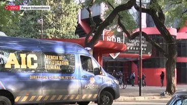 Las tareas se llevaron a cabo en busca de más información en referencia a quiénes ingresaron la bandera, por qué puertas y cómo la sacaron. 