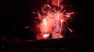 El fin de semana pasado los fuegos artificiales tuvieron protagonismo tanto en la cancha de Newell's como en la de Central.