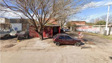 La mujer fue acribillada minutos antes de las 17 en su casa de Marcos Paz y Pasaje 5.