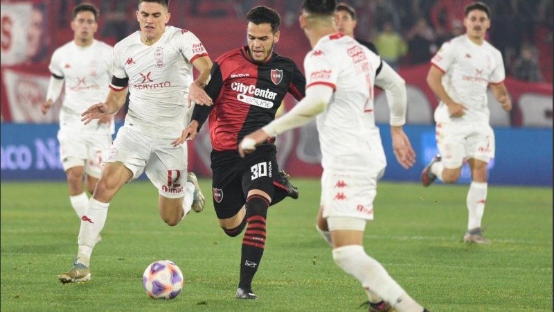 Newell's buscará volver al triunfo en Santiago del Estero