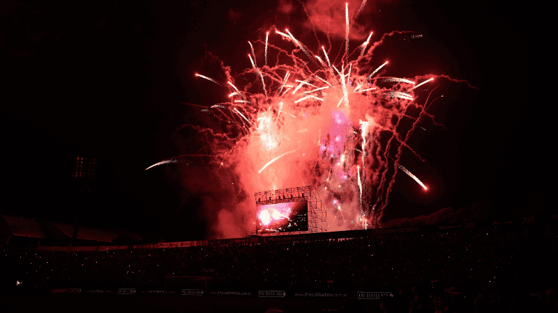El fin de semana pasado los fuegos artificiales tuvieron protagonismo tanto en la cancha de Newell's como en la de Central.