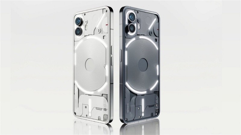 El Nothing Phone se puede comprar tanto en color blanco como en gris oscuro.