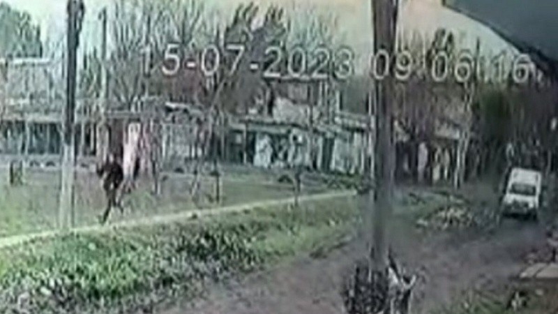 El hecho de inseguridad quedó registrado por cámaras de seguridad.