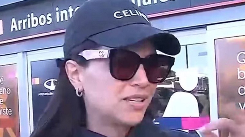 Zaira Nara al llegar al Aeropuerto Internacional de Ezeiza.