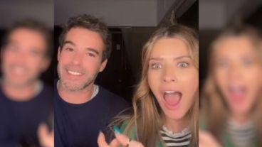 "¿Quién es menos sentimental?", fue la primera pregunta que se escuchó mientras los actores miraban a cámara.