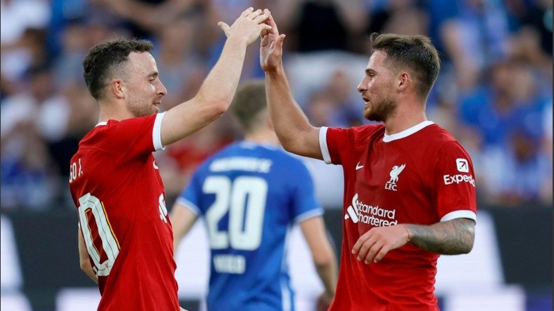 ¿Nace una sociedad? Mac Allister asistió a Diogo Jota en el cuarto gol del Liverpool.