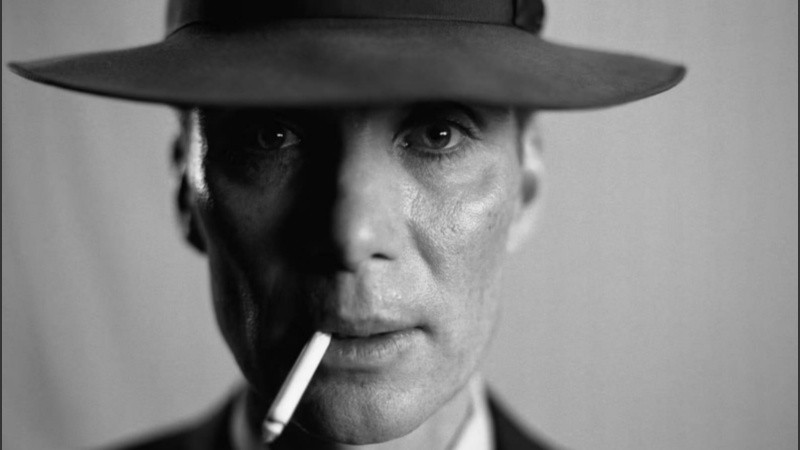 Desde el jueves pasado los cines proyectan Oppenheimer, la película de Christopher Nolan.