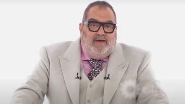 "Nos endeudamos para pagar esos gastos y tenemos más gastos", dijo Lanata.