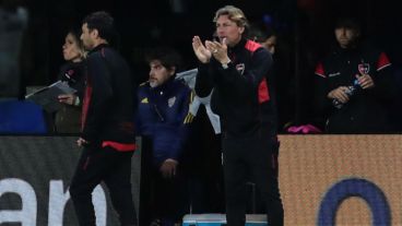 "Fue un problema nuestro, no me sorprendió el posicionamiento de Boca", dijo Heinze en su lectura del partido.