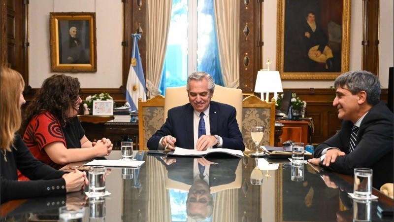 La norma fue aprobada por unanimidad por el Congreso de la Nación en agosto de 2022.