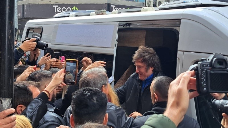 La presencia de Milei este miércoles en el centro de Rosario.