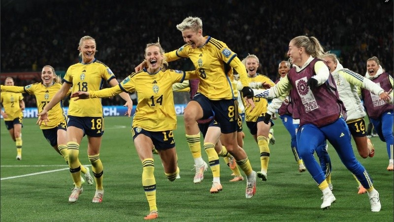 Suecia celebra su pase a cuartos de final en el Mundial Femenino Australia-Nueva Zelanda 2023.