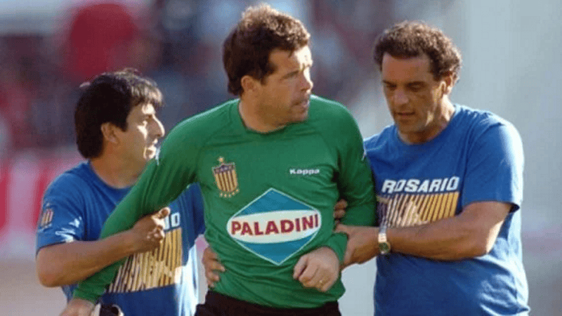 El Rifle quedó en el recuerdo de todos el día que se peleó con Lunatti.