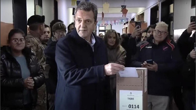 “Es un día que hay que cuidar mucho las aseveraciones, tenemos que ser todos respetuosos de la ley”, resaltó.