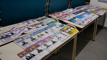 Todas las propuestas en las mesas de cada escuela.