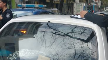 La policía en el lugar del hecho.