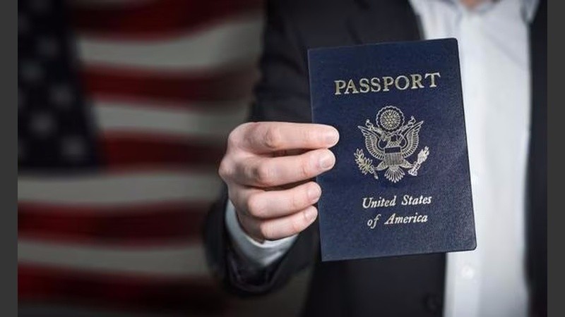 La oficina al servicio de Asuntos Consulares de Estados Unidos (EEUU) recomienda precaución a los ciudadanos norteamericanos que visiten la ciudad de Rosario por ser una zona peligrosa por la violencia y el narcotráfico.