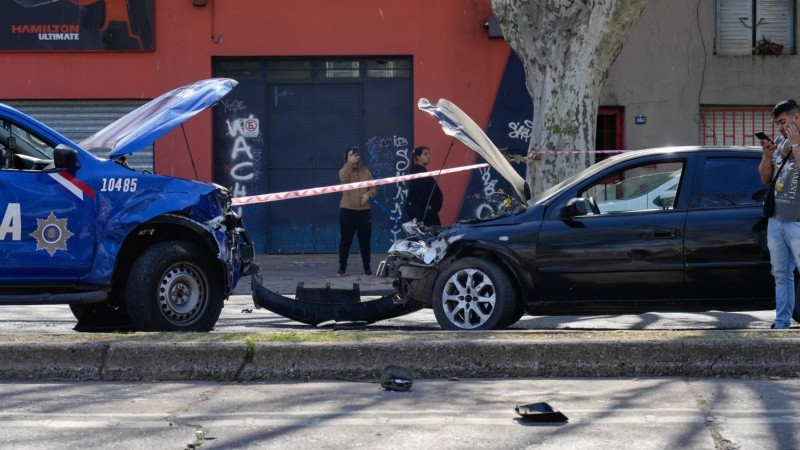 Así quedaron los vehículos tras el impresionante choque en 27 de Febrero