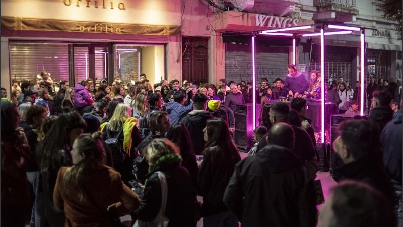 La octava Noche de las Peatonales tendrá lugar este sábado desde las 18.