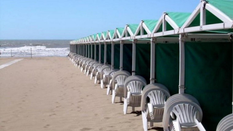 Temporada de verano: cuánto cuesta alquilar una carpa en enero en Mar del Plata