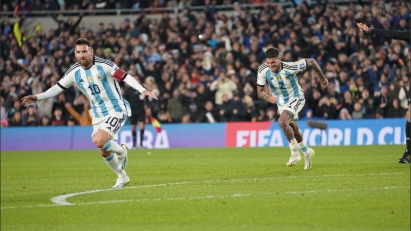 Messi no para: gol de tiro libre para ganar y nuevo récord personal