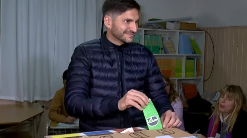 Maximiliano Pullaro, al momento de la votación.