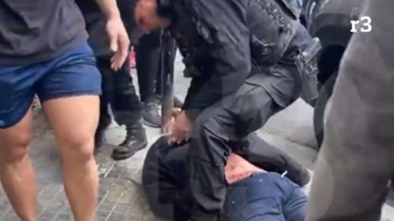 El arresto de calle Catamarca al 1700.