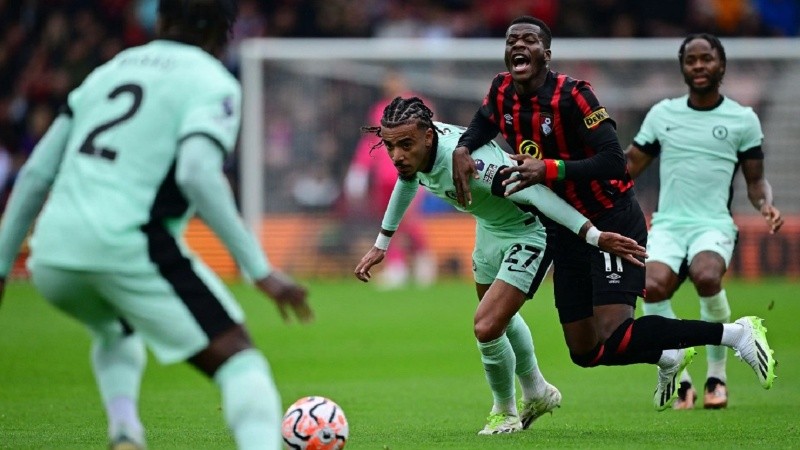 Con algunos destellos de Enzo Fernández, Chelsea impuso su juego durante la mayor parte del encuentro.