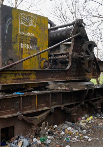 La centenaria máquina ferroviaria abandonada: cómo llegó a Rosario y qué pasó