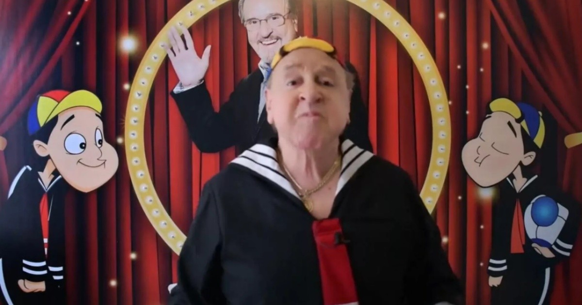 Quico Roca Carlos Villagrán, Quico en el Chavo del 8, fue duramente criticado por ...